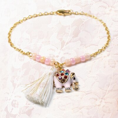 DIY: Girlie Boho Armband Anleitung - Girlie Boho Armband | Vintageparts.eu Blog