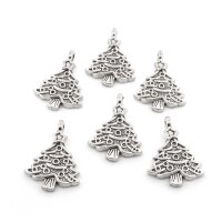 Anhänger als Tannenbaum in antik Silberfarben 24 mm...