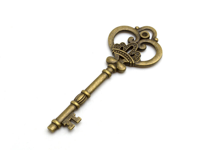 Schlüssel in antik Bronze mit Krone und Fassung für einen Strassstein zur Hochzeit als Deko oder für DIY Schmuck