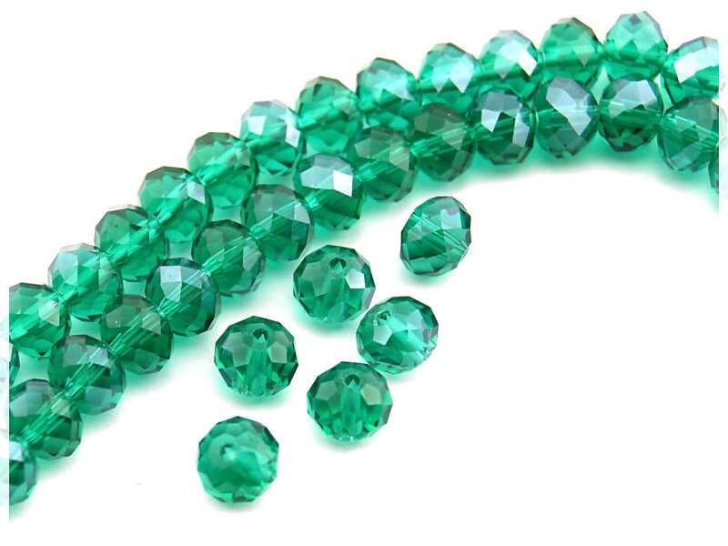 12 Glasschliffperlen in emerald, 8 mm