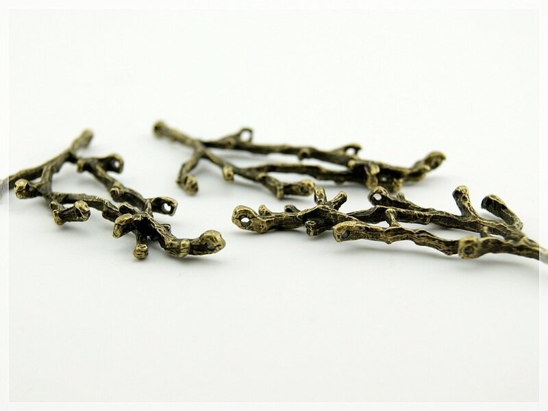2 lange Zweige mit Mehrfachaufhängungen in antik Bronze