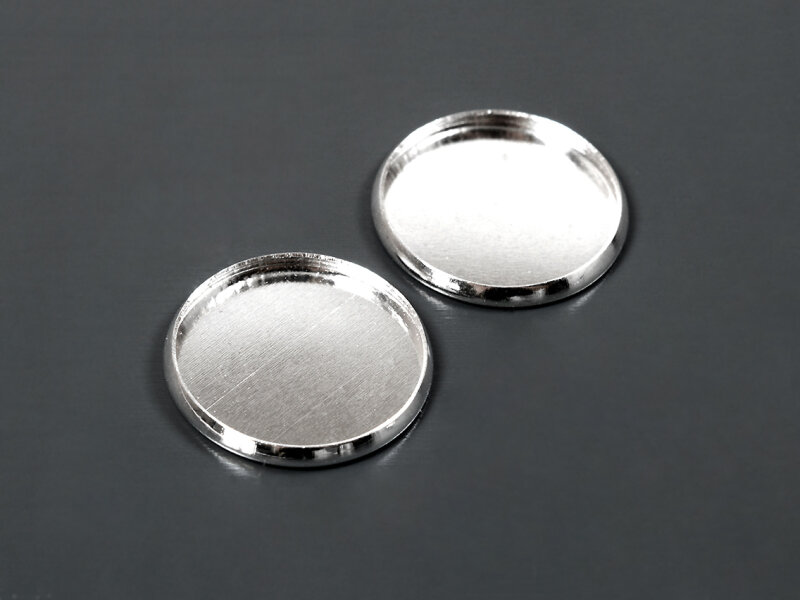 Rahmen aus Messing in silberfarben für 18 mm Cabochons 6 Stück