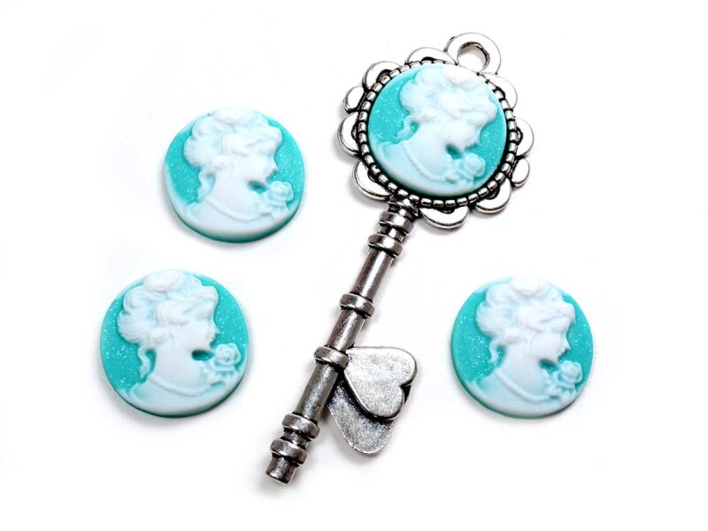Cabochon als Gemme in aquamarine 20 mm 4 Stück
