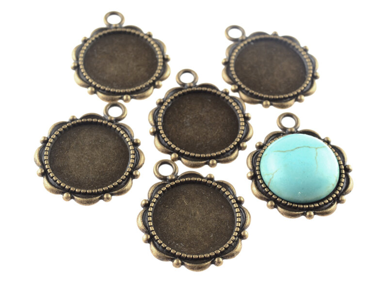 6 Fassungen mit Rahmen in antik Bronze für 14 mm Cabochons