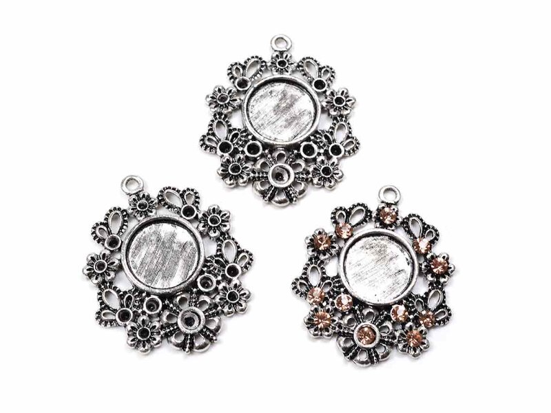 Fassungen in antik Silberfarben für 12 mm Cabochons 4 Stück