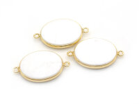 Verbinder aus Howlith mit Fassung aus Messing in goldfarben