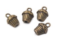 Anhänger als Muffin in antik Bronze 4 Stück