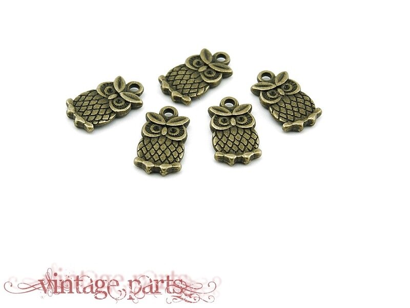 8 Anhänger Eule Vintage Bronze