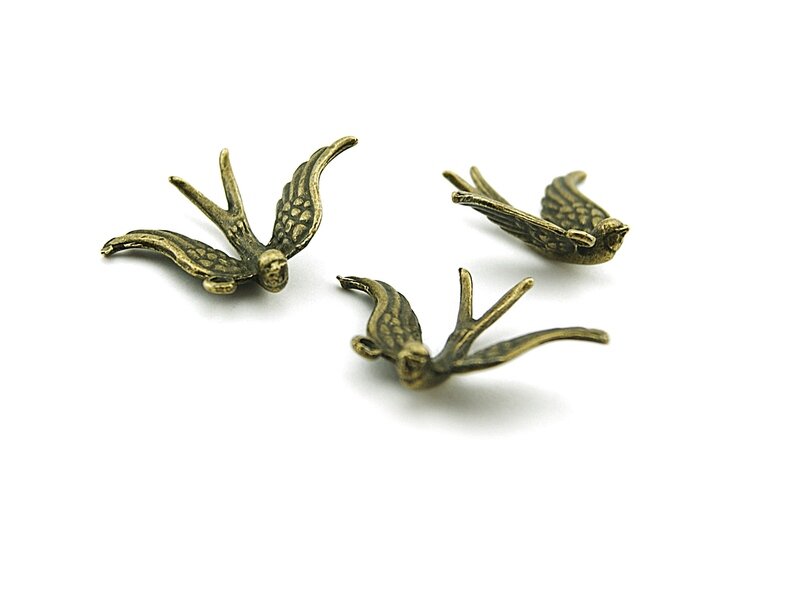 3 Anhänger Vogel Schwalbe in antik Bronze in 3D