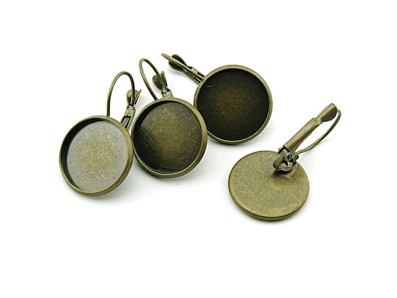 4 Brisuren in antik Bronze für 16 mm Cabochon
