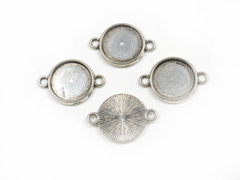 4 Rahmen in antik silber für 14 mm Klebeperlen