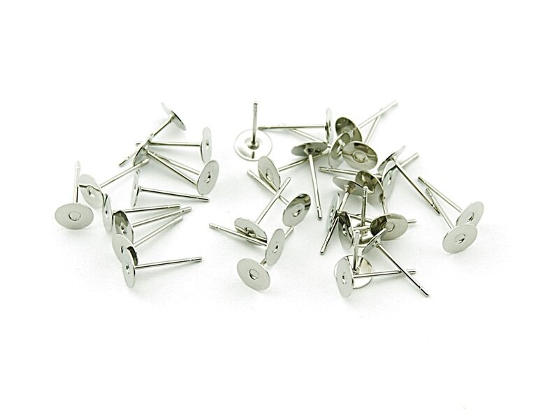 40 Ohrstecker in silberplatiniert mit 6 mm Klebefläche