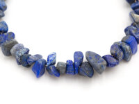 Nuggets als Perlen aus natürlichem Lapislazuli in...