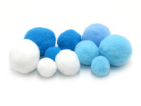 PomPoms/Bommeln in den Farben blau und weiß ca. 100...