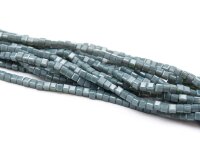 Glasschliffperlen als Würfel in stahlblau 2mm 50...