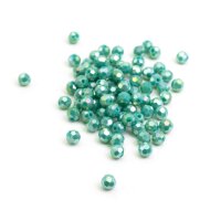 Glasschliffperlen in türkis mit Perlenglanz 4mm 50...