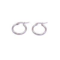 Creolen aus 304 Edelstahl in platinfarben 20mm 4 Stück