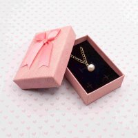Geschenkbox in Rosa mit Schleife 9x6 cm