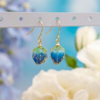 handgemachte Anhänger als Blüte aus Resin in...