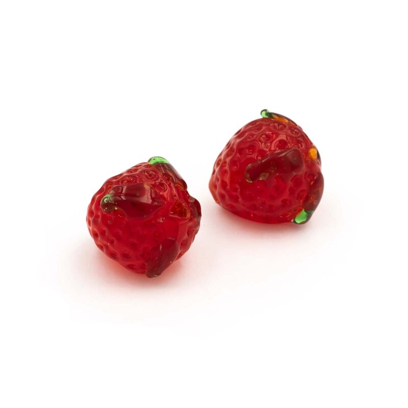 Lampworkperle als Erdbeere in rot 2 Stück