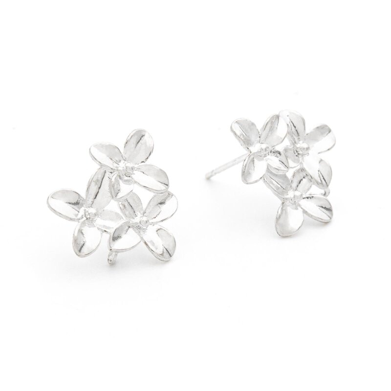 Blumen Ohrstecker in silberfarben 15x14mm 2 Stück