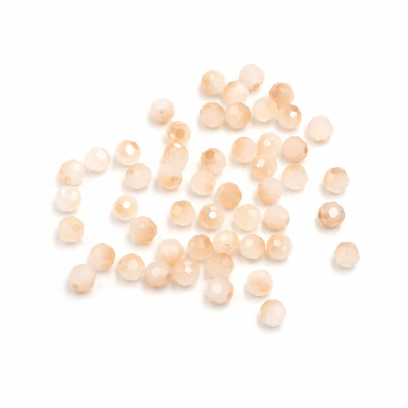 Glasschliffperlen in beige 4mm 50 Stück