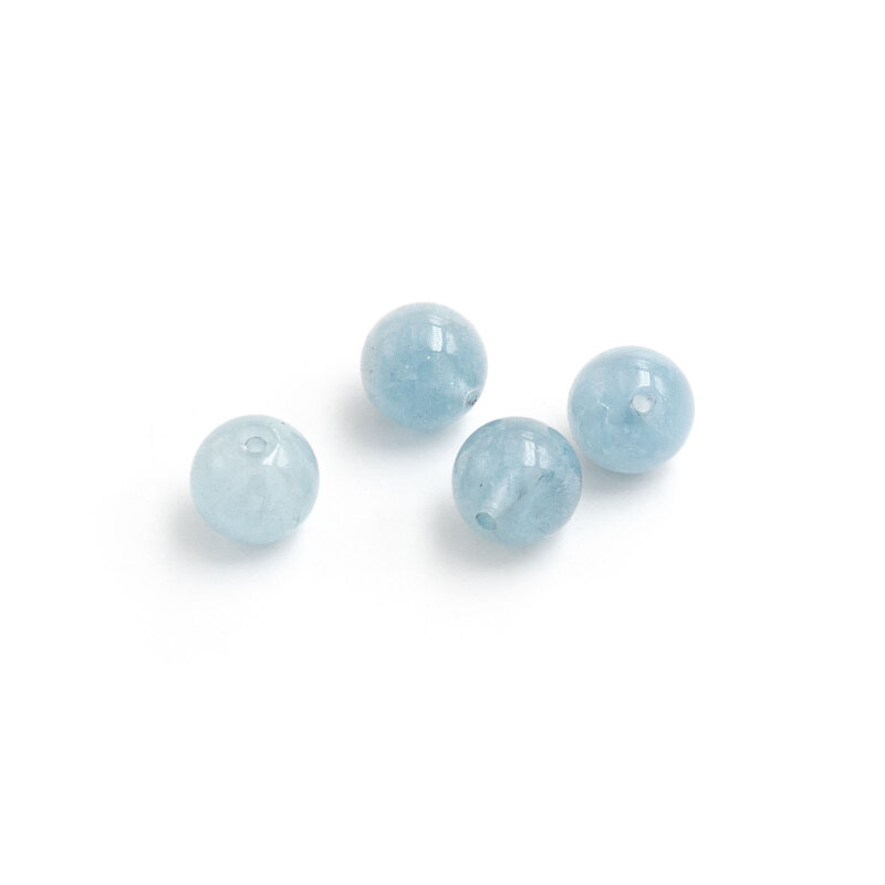 Perlen aus Aquamarine ca. 6mm 4 Stück