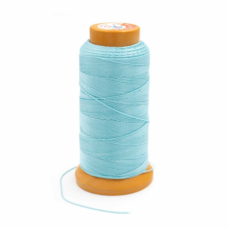 Makramee Garn 0,6mm in Seidenoptik eine Spule 120m in Hellblau