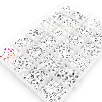 Box mit Buchstabenperlen in weiß und bunten Herzen aus Acryl 4mm 1200 Stück
