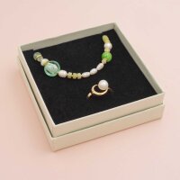 Geschenkbox in cremeweiß 9cm x 9cm 1 Stück