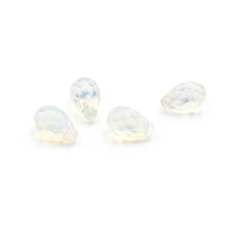 geschliffene Perlen als Tropfen aus Opalite 12 x 7,5 mm 4 Stück