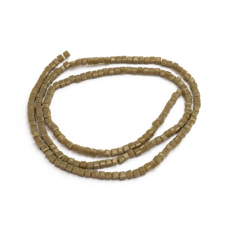 Glasschliffperlen als Würfel in Khaki 2,5 mm 1 Strang ca. 200 Stück