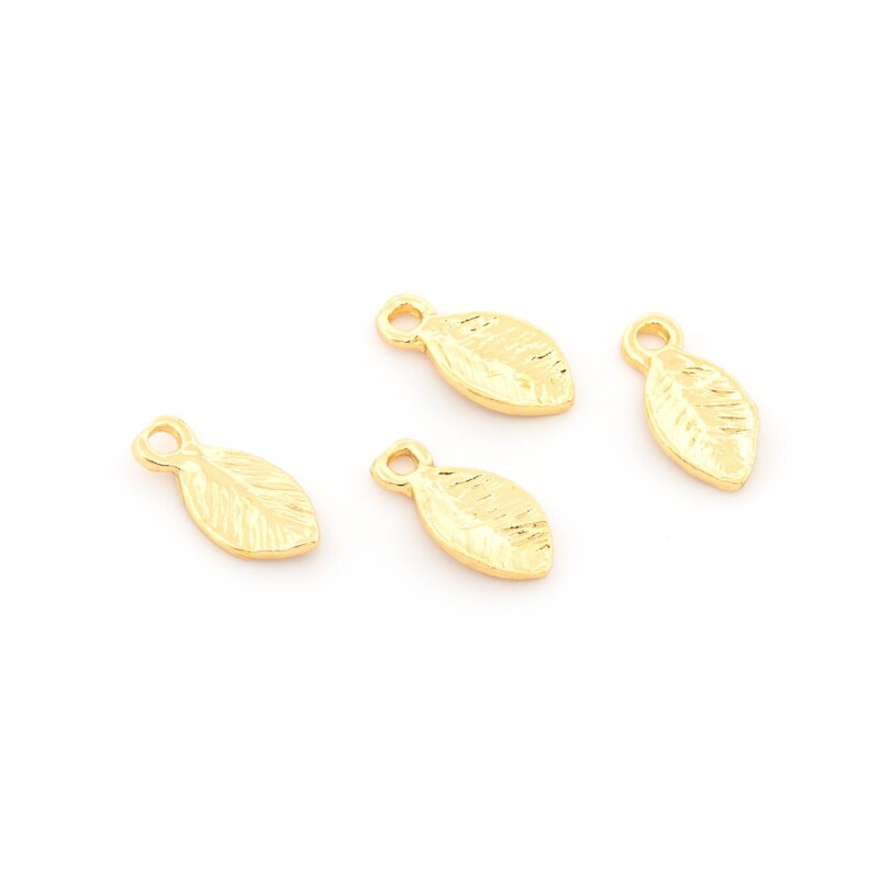 Anhänger als Blatt 10 mm aus Messing mit 18k Goldbeschichtung 4 Stück