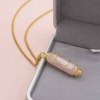 Doppelendiger Rosenquarz-Kristall 30 x 8 mm