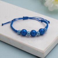Geknüpftes blaues Makramee-Armband mit...