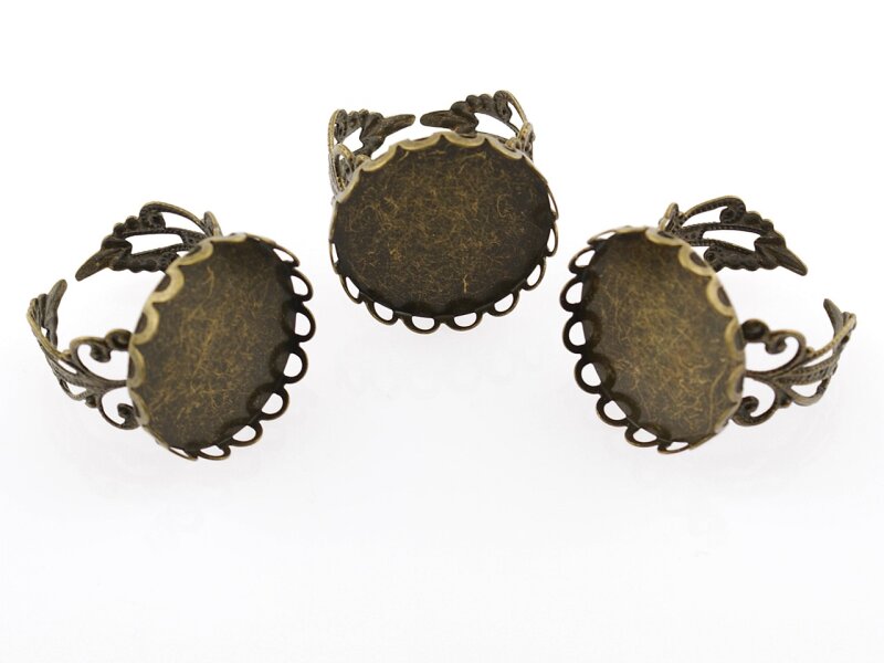 2 verzierte Ringrohlinge in antik Bronze für 20 mm Cabochons