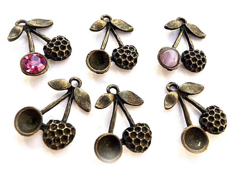 6 Kirschen in vintage Bronze