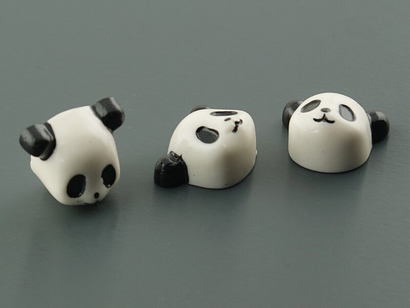 4 Cabochon als Panda