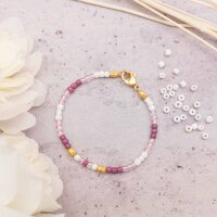 Rocailles Perlen in mattem weiß mit Holo Effekt 3mm...