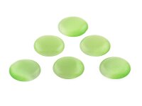 Cabochons aus Cateyeglas in lindgrün 14 mm 6 Stück