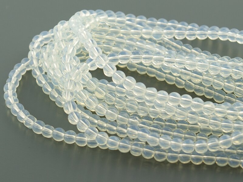 Perlen aus Opalite 4mm 80 Stück