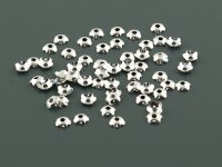 50 kleine Perlkappen in silberfarben, 4 mm