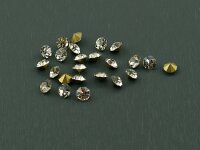 50 Strasssteine in silber, 2,8 mm