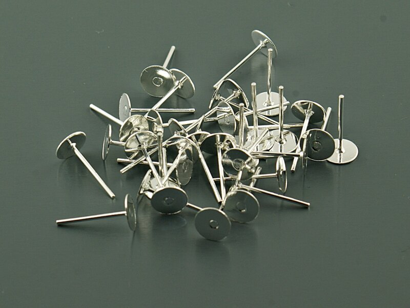 Ohrstecker in silberfarben mit 6 mm Klebefläche 40 Stück