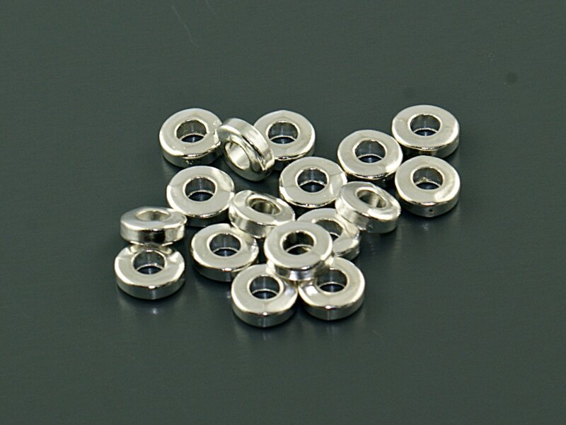 10 flache, schlichte Zwischenperlen in silberfarben, 6 mm