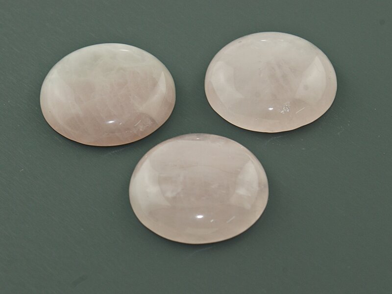 1 Cabochon aus Quarz in rosa, 25 mm