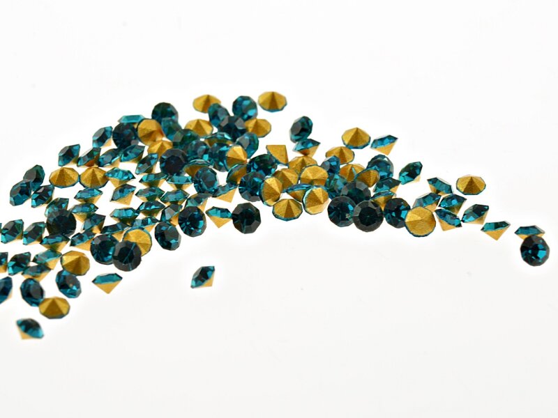 100 Strasssteine in türkis, 2 mm