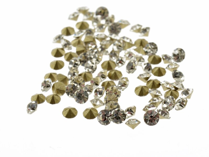 50 Strasssteine in silber, 2,5 mm