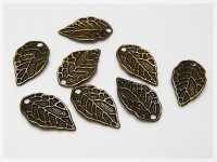 10 kleine Anhänger als Blatt in antik Bronze