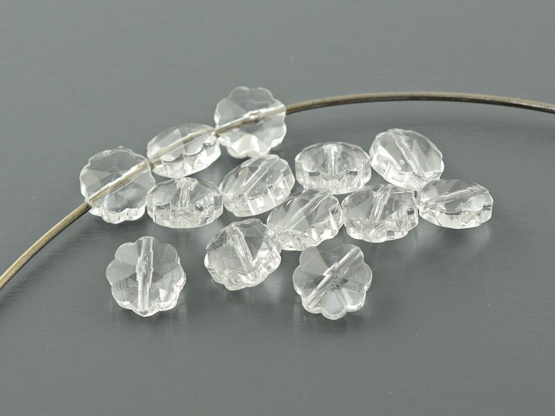 12 Glasschliffperlen als Blume in klar, 8 mm